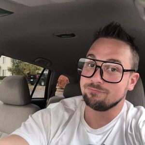 Meet your Posher, Ethan